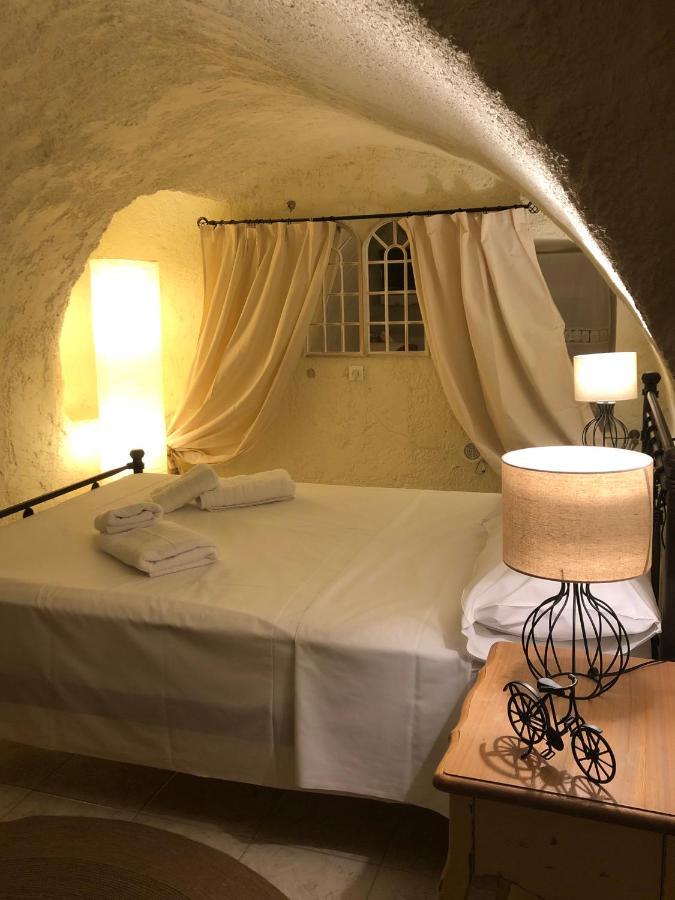ÁlikaKamares Cave House 3アパートメント エクステリア 写真